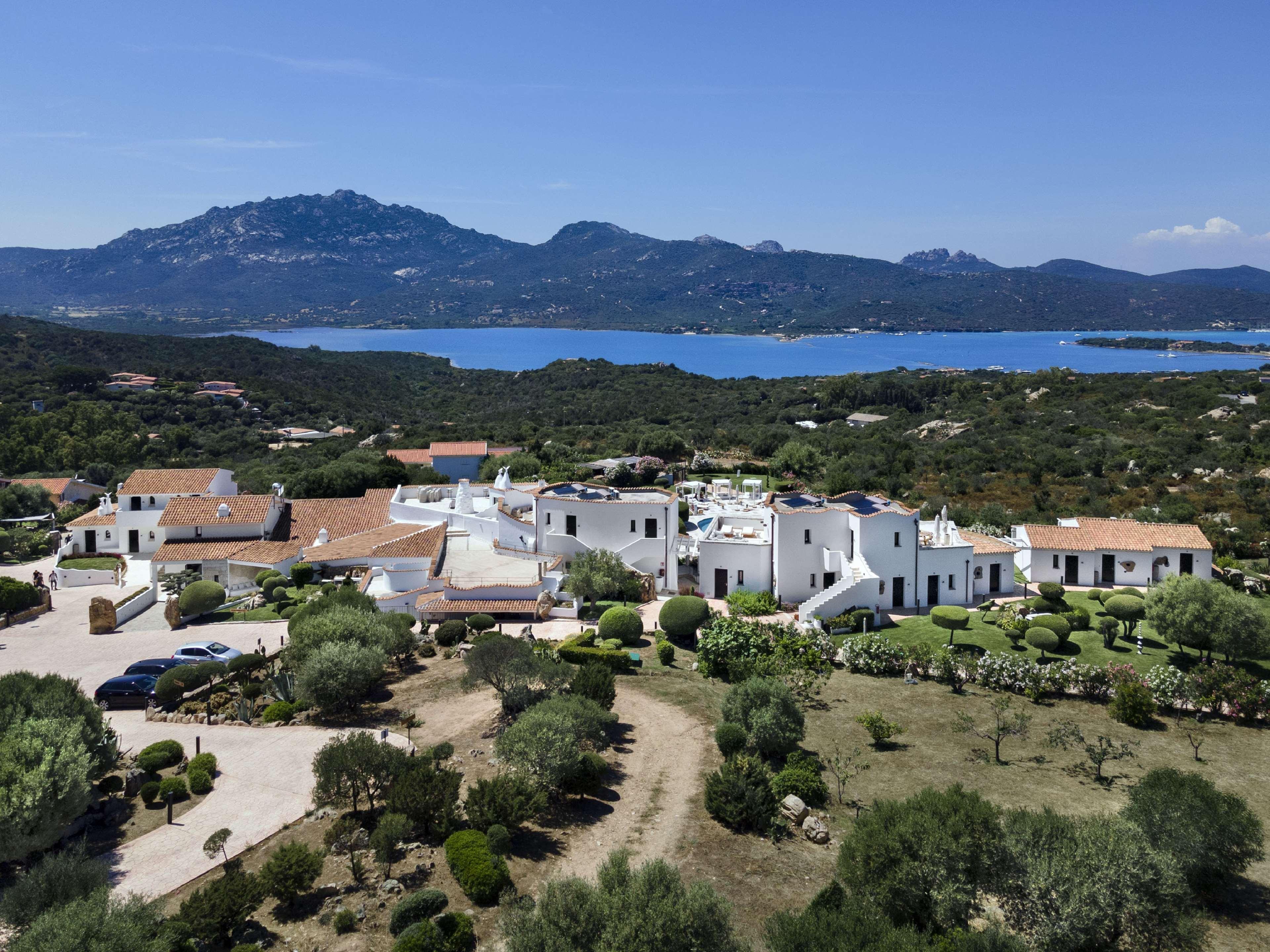 Sulià House Porto Rotondo, Curio Collection by Hilton Hotel Exterior foto
